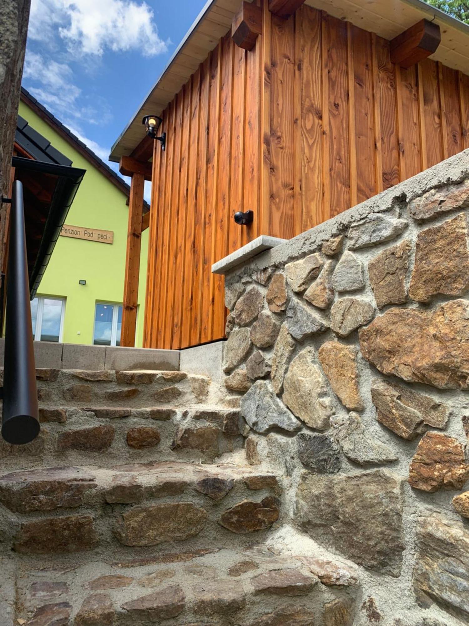 Penzion pod Pecí Lenora Esterno foto
